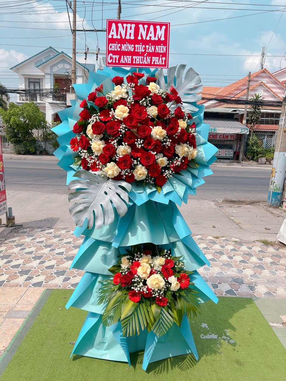 Kệ hoa khai trương Khang Thịnh 109